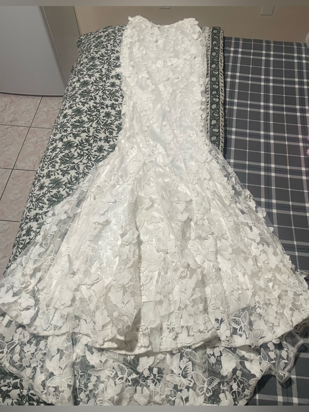 Elegant White Lace Mermaid Dress